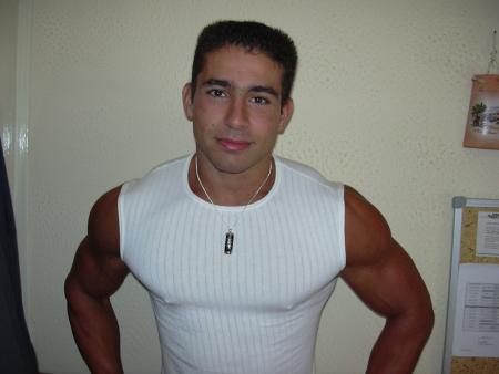 NOUS T AIMERONS TOUTE NOTRE VIE MON ANGE