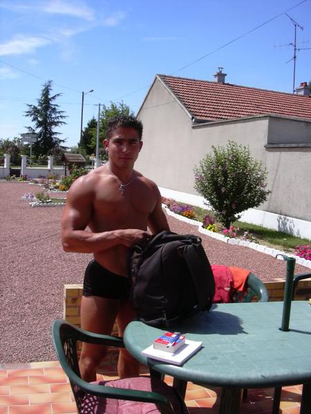 QUE TU ES BEAU MON FILS ET TU LE RESTERAS ETERNELLEMENT DANS MON COEUR DE MAMAN